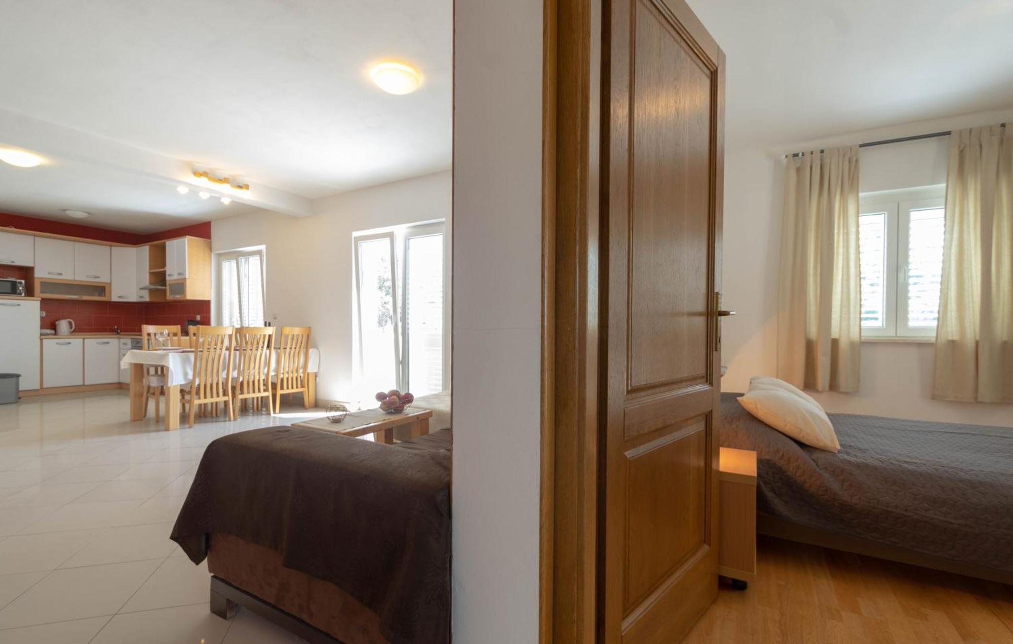 Apartments Valeria Zrnovo Экстерьер фото