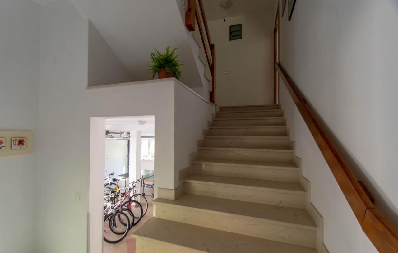 Apartments Valeria Zrnovo Экстерьер фото